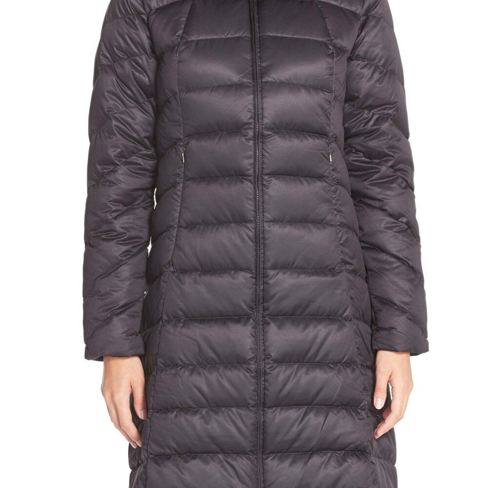 Patagonia Women's Navy Puffer Jacket - Picture 14 of 15